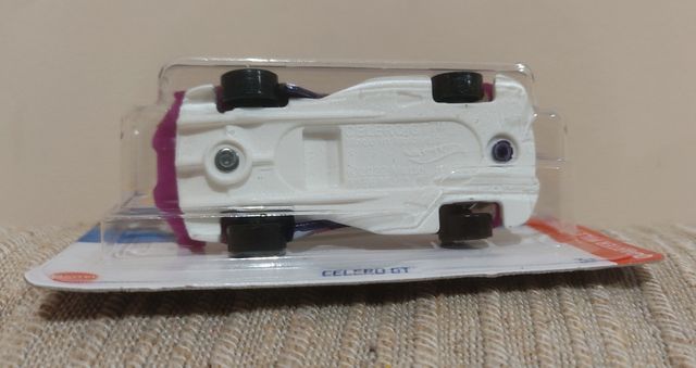 Hot Wheels Celero GT