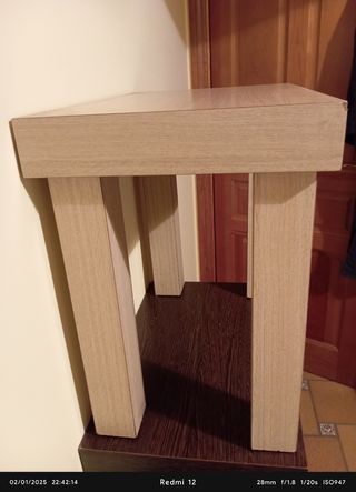 Mesa auxiliar madera
