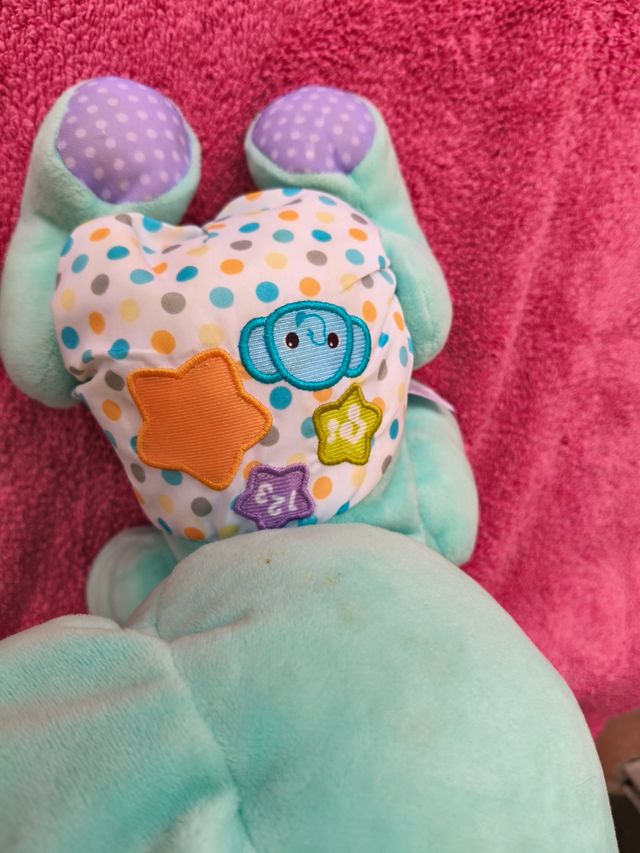 Elefantito con sonidos