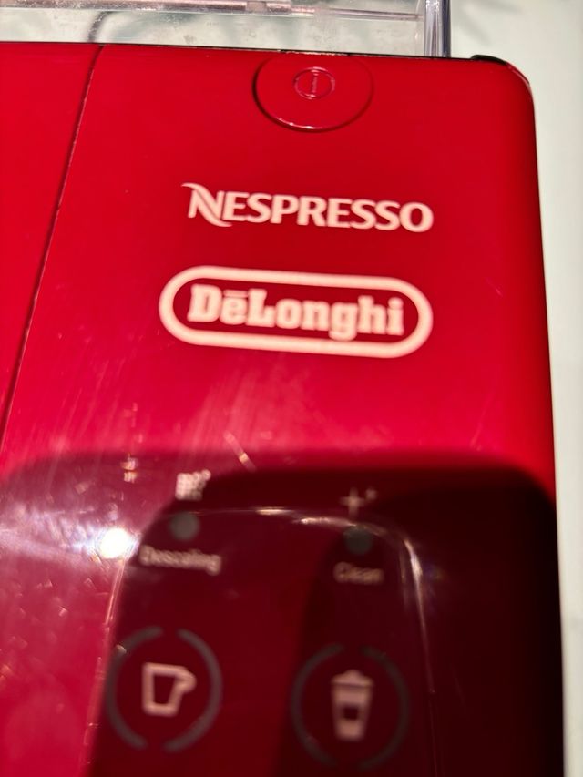 Cafetera Nespresso DeLonghi