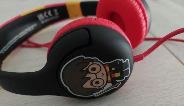 A ESTRENAR AURICULARES HARRY POTTER