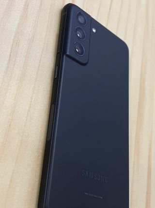 Samsung Galaxy S21FE 5G 128GB . Negro libre