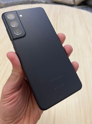 Samsung Galaxy S21FE 5G 128GB . Negro libre