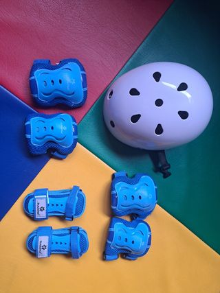 Patines 4 ruedas, marca playlife. Muy molones!