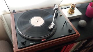 TOCADISCOS VIETA G100