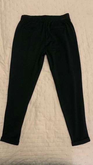 Pantalón cómodo negro