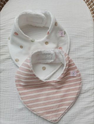Pack baberos bandana + chupetero