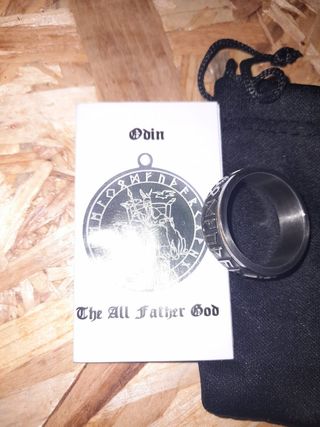 Anillo giratorio Runas Vikingas