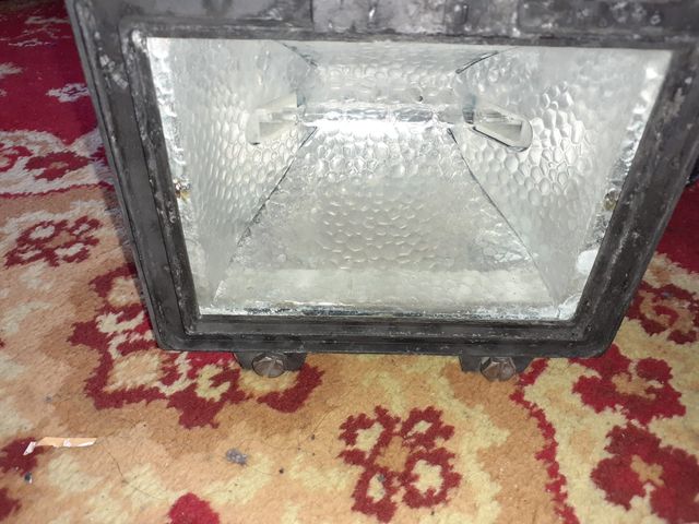 Foco halogeno mazda 160w funciona.ver fotos