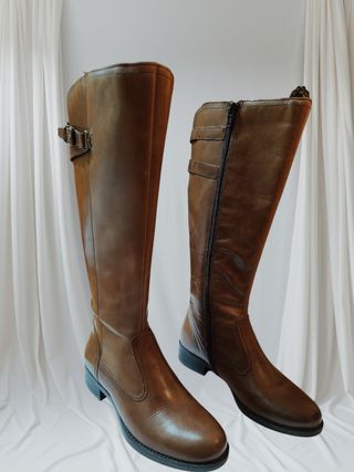 Botas altas piel marrones