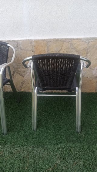 Sillas plástico y aluminio