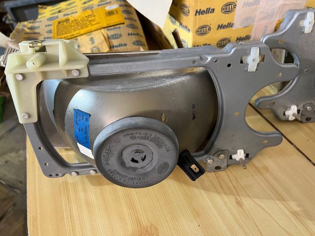 Pareja FAROS.OPTICAS AUDI 80.B2.NUEVOS