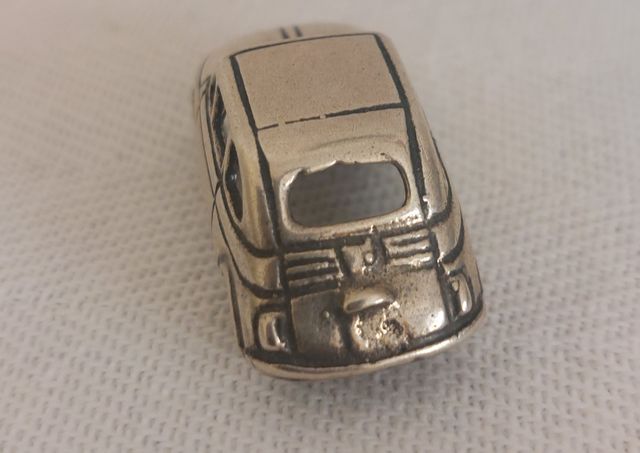 Coche Fiat 500 plata de Ley