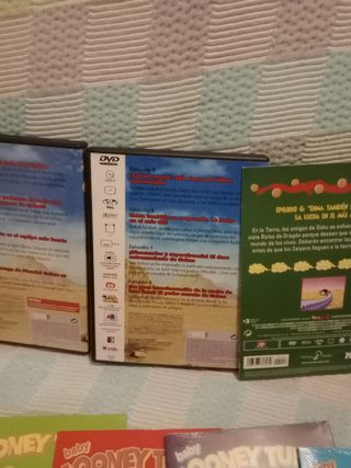 Dragon Ball Z y Looney Tunes DVD