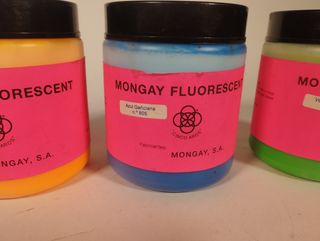3 color y blanco pintura fluorescente base ag