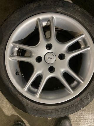 Llantas