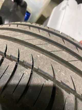 Llantas