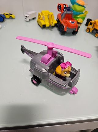 Vehículos PATRULLA CANINA