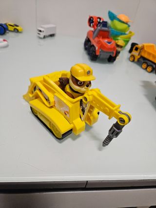 Vehículos PATRULLA CANINA