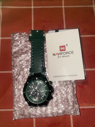 Reloj analogico de muñeca