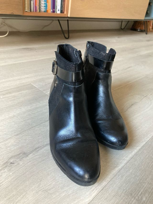 Stivaletti in pelle taglia 38