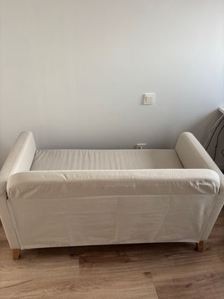 Sofa dos plazas beige URGE VENTA