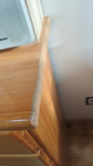 Aparador de pino macizo