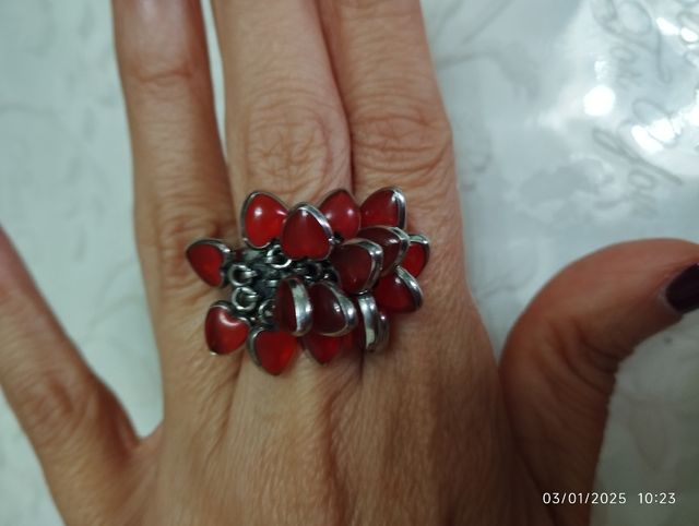Anello con cuori