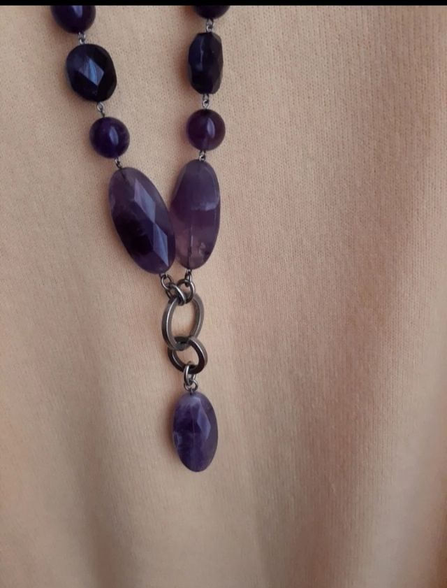 Collar de amatistas