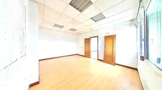 Oficina en venta en Cabanillas del Campo