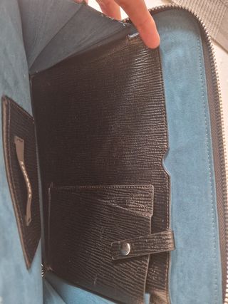 Cartera porta documentos negra