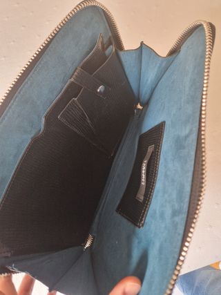 Cartera porta documentos negra