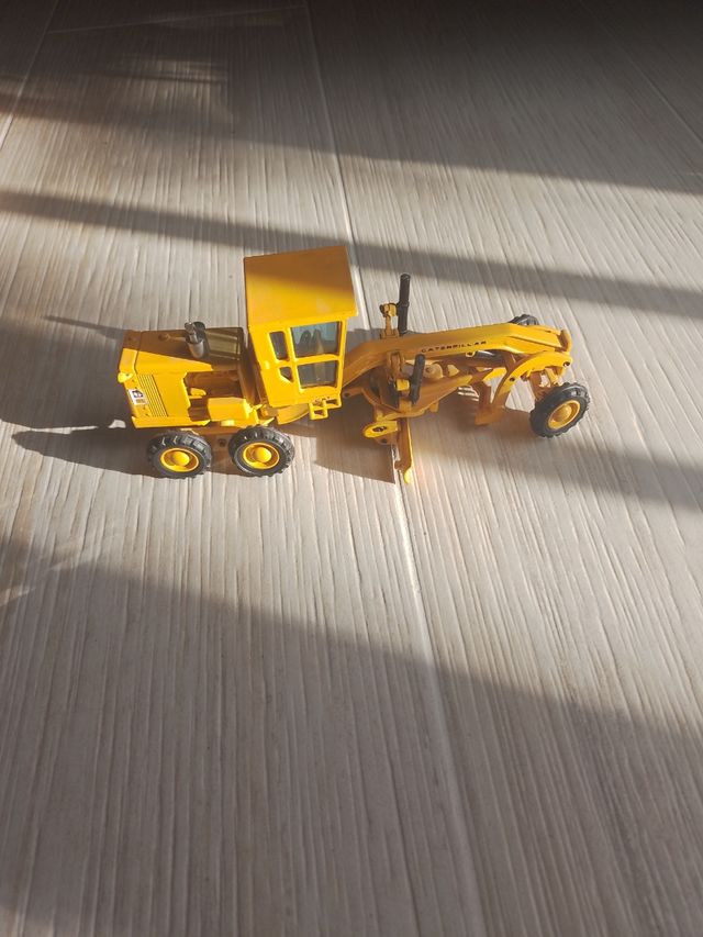 Colección Caterpillar 217