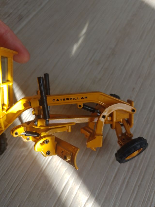 Colección Caterpillar 217