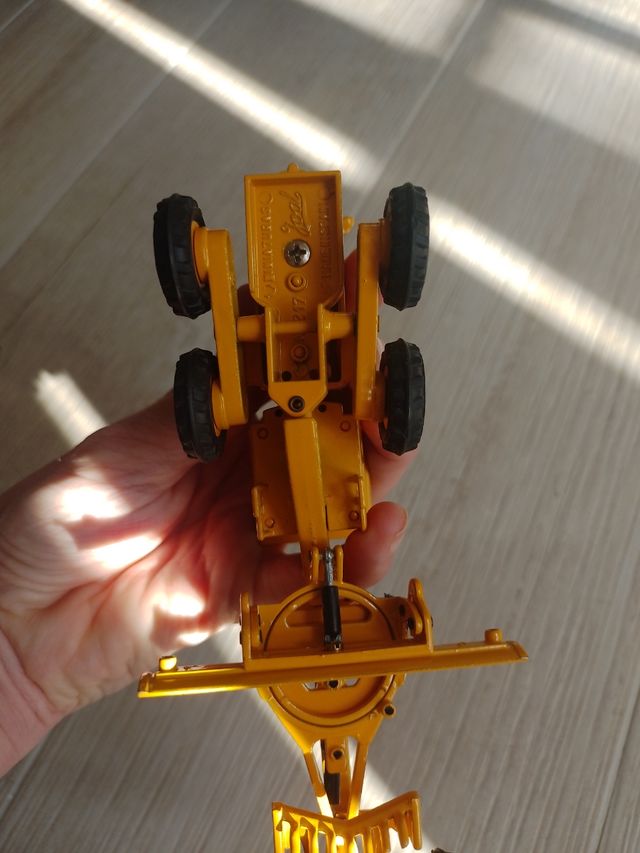 Colección Caterpillar 217