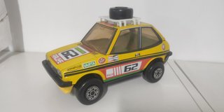 coche juguete Ford fiesta antiguo