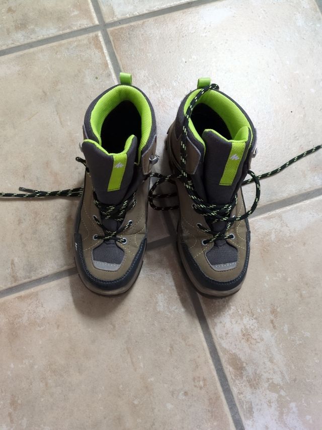 Botas de montaña numero 33