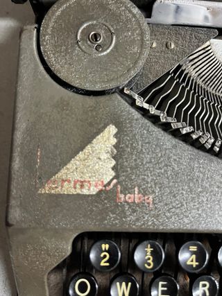 Maquina escribir Hermes Baby años 30