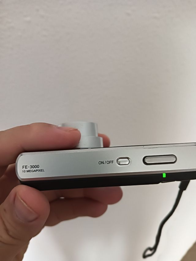 Olympus Fe-3000