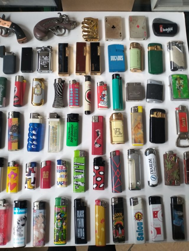 Colección de mecheros encendedores
