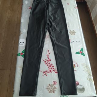 PANTALÓN CUERO H&M