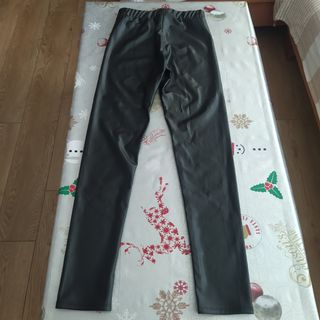 PANTALÓN CUERO H&M