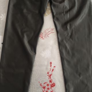 PANTALÓN CUERO H&M