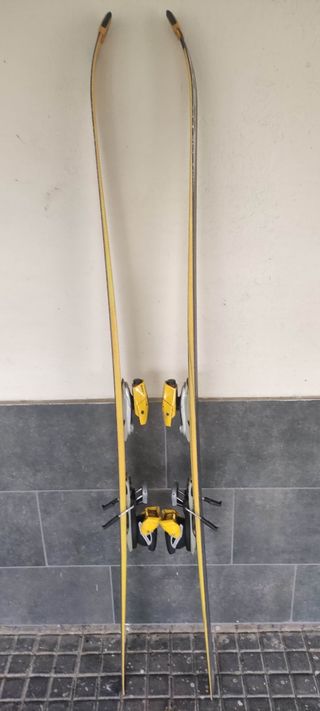 Salomon XFREE 9 850 SKY