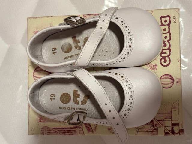 Zapatos bebes talla 19