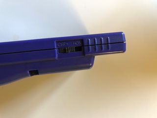 Gameboy Color con funda.