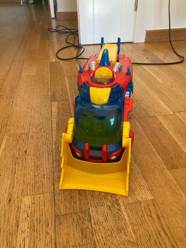 Superthings Rescue Truck