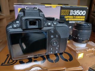 Cámara réflex Nikon D3500