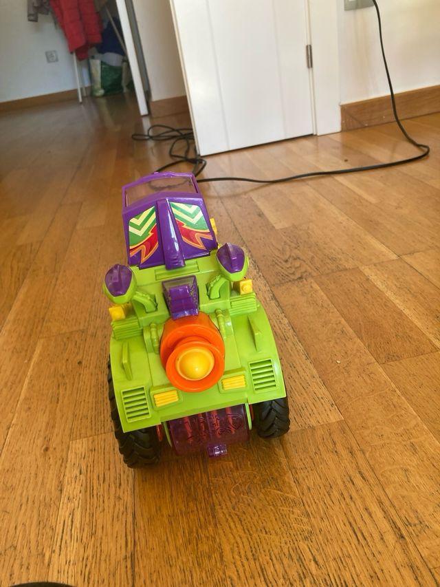 Monster roller villano Superthings