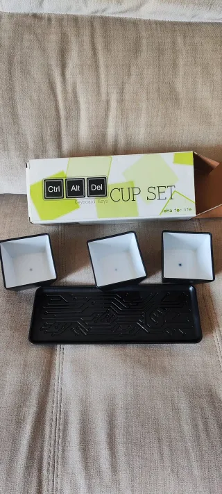 Juego Tazas de teclado